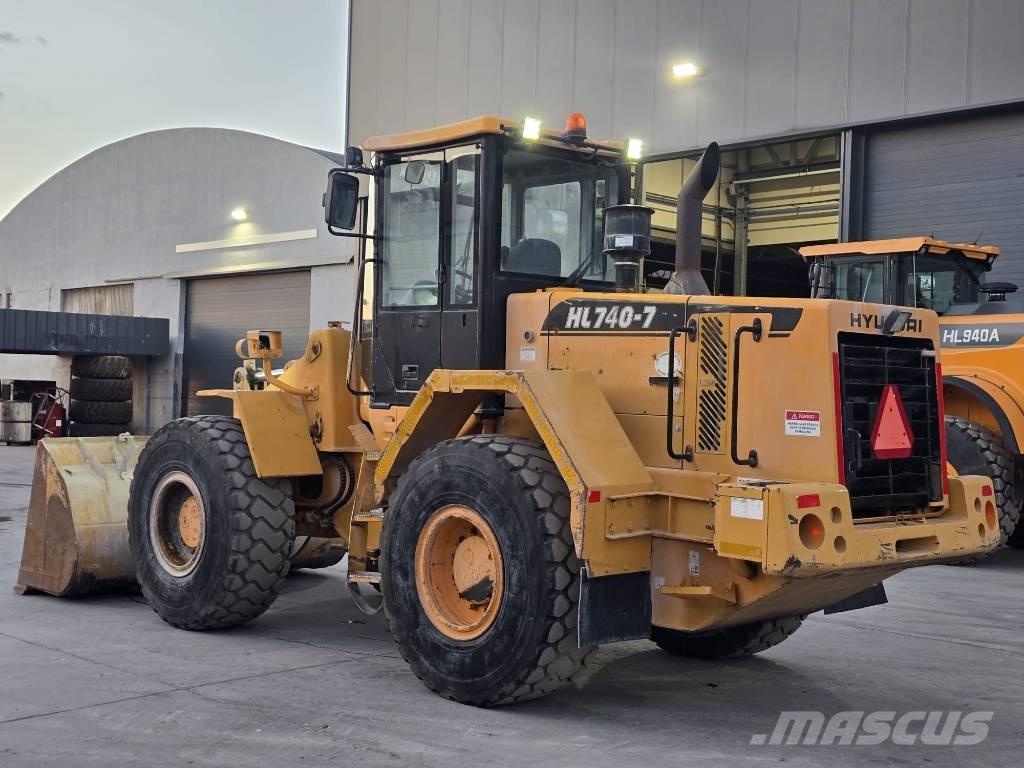 Hyundai 740-7 Tekerlekli yükleyiciler