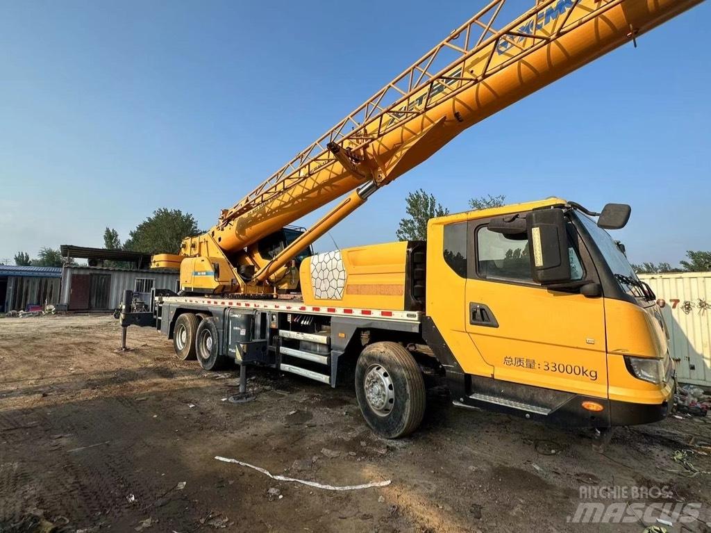 XCMG XCT 25 Yol-Arazi Tipi Vinçler (AT)
