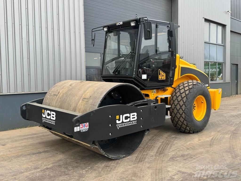 JCB VM166D Tek tamburlu silindirler