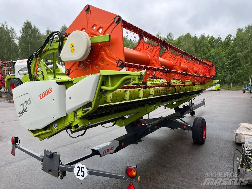 CLAAS CERIO 770 Biçerdöver kafaları