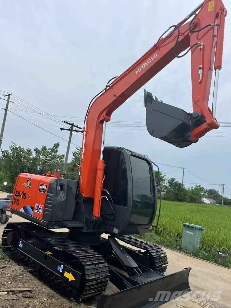 Hitachi ZX 70 Paletli ekskavatörler