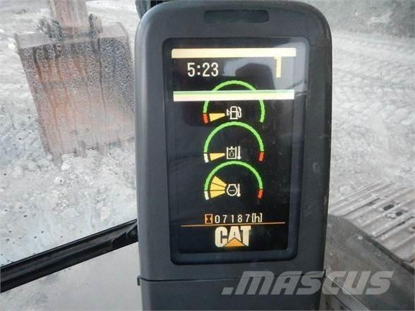 CAT 320D Paletli ekskavatörler