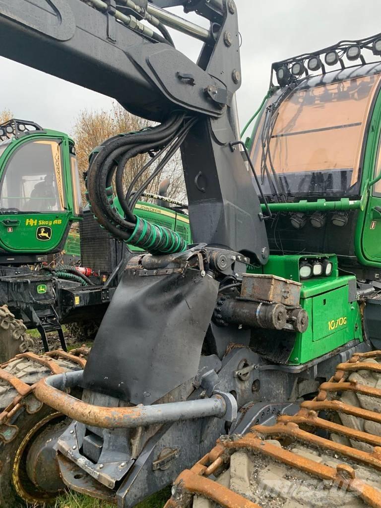 John Deere 1070G Biçerdöverler