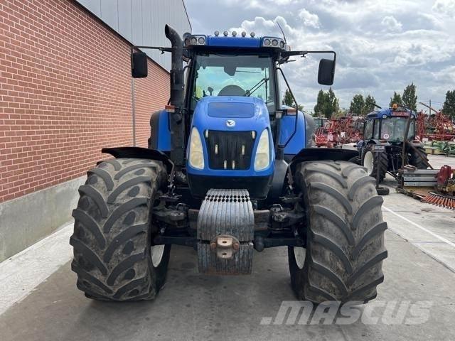 New Holland TVT190 Traktörler