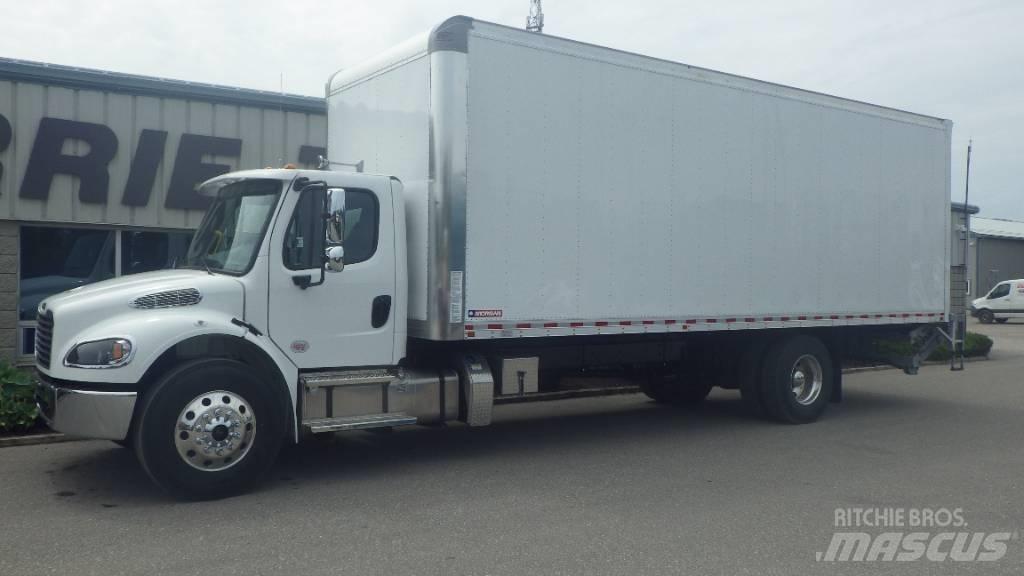 Freightliner M2 106 Kapali kasa kamyonlar