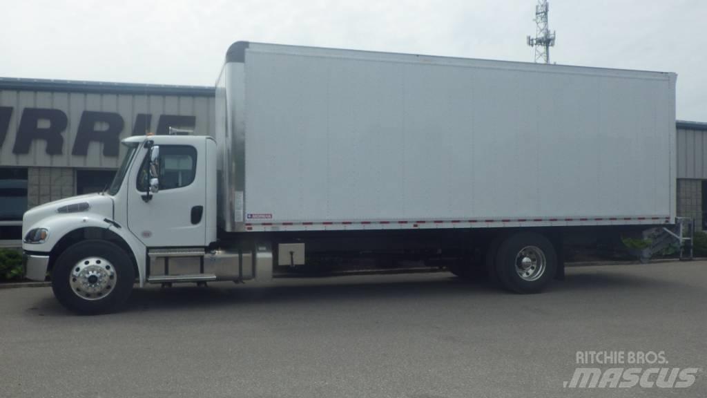 Freightliner M2 106 Kapali kasa kamyonlar