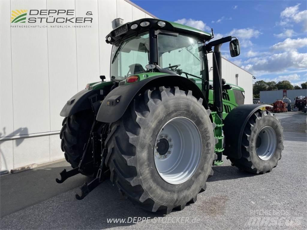 John Deere 6210R Traktörler