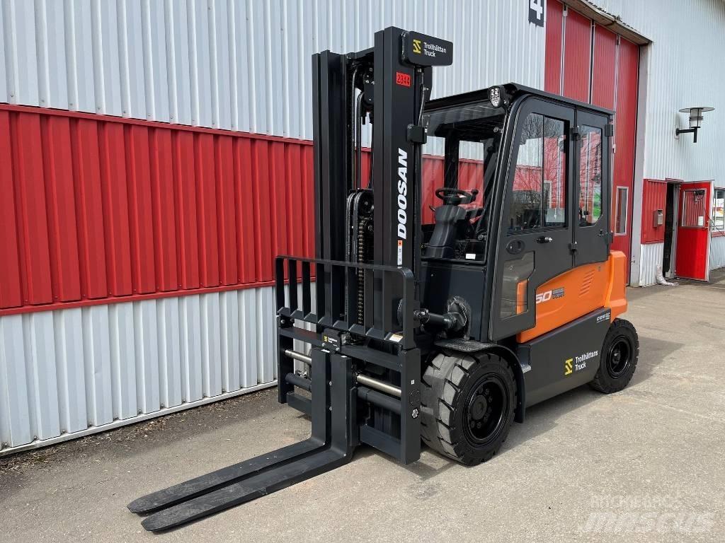 Doosan B 50 X-7 Elektrikli forkliftler