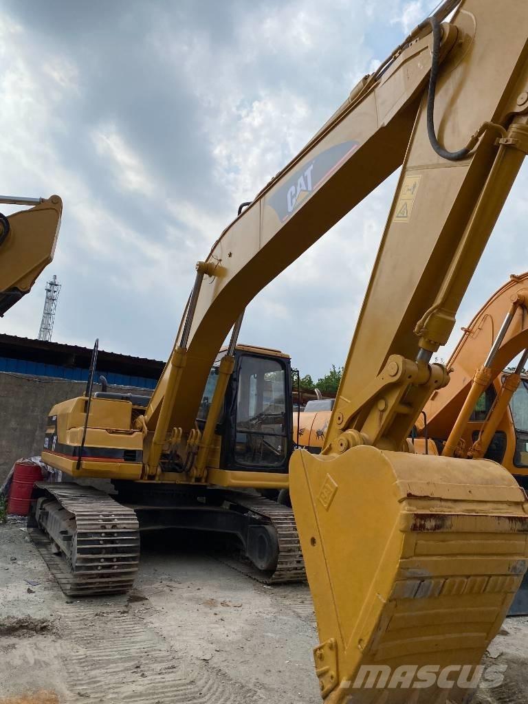 CAT 325 B Paletli ekskavatörler