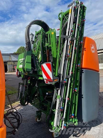 Amazone UF1602 Kendinden tahrikli pülverizatörler