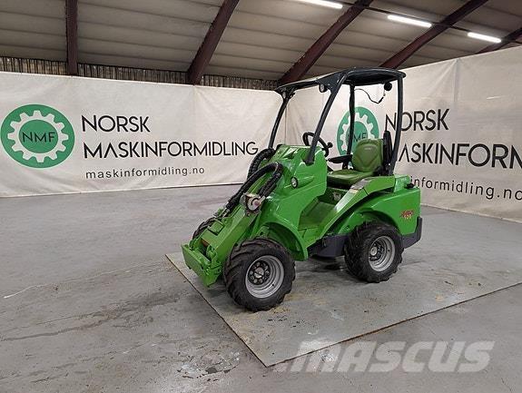 Avant 520 Kazici yükleyiciler