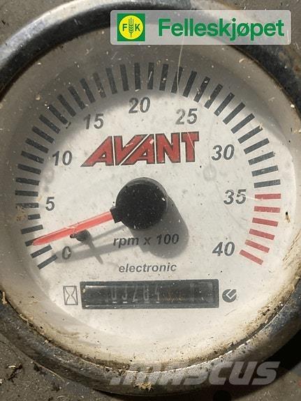 Avant 630 Diger yol bakim makinalari