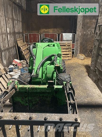 Avant 630 Diger yol bakim makinalari