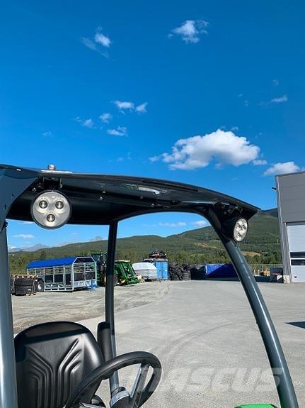 Avant 635i Skid steer loderler