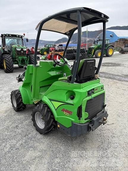 Avant R20 Skid steer loderler