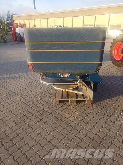 Bogballe L20W plus. Mineral gübre dagiticilar