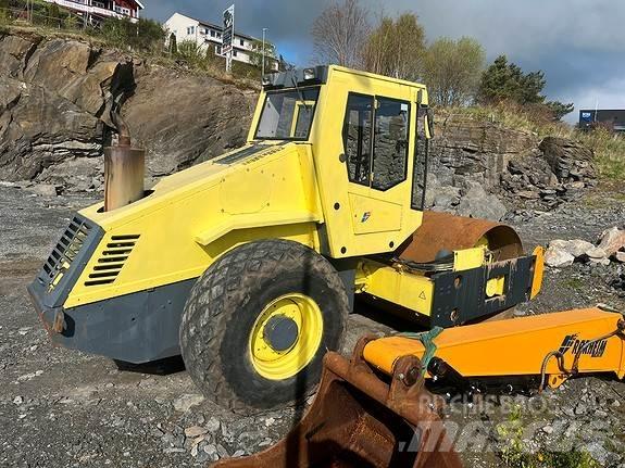 Bomag BW211 D-3 Asfalt sericiler