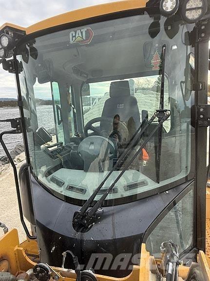 CAT 930M Tekerlekli yükleyiciler