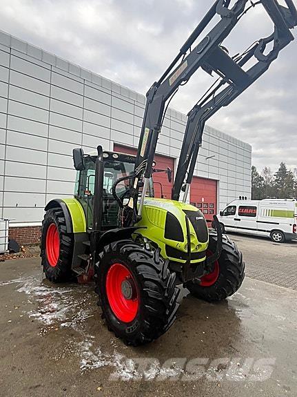 CLAAS Ares 697 Traktörler