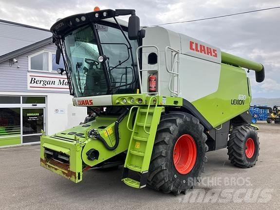 CLAAS Lexion 630 Biçerdöverler