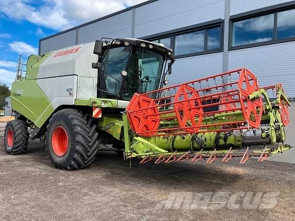 CLAAS Tucano 430 Biçerdöverler