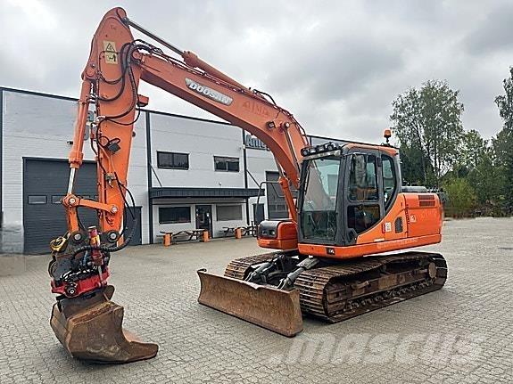 Doosan DX140LC Paletli ekskavatörler