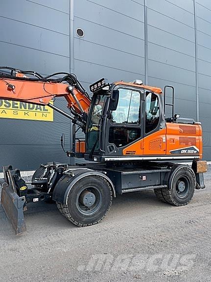 Doosan DX160W-7 Paletli ekskavatörler