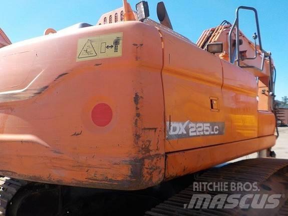 Doosan DX225LC-3 Paletli ekskavatörler