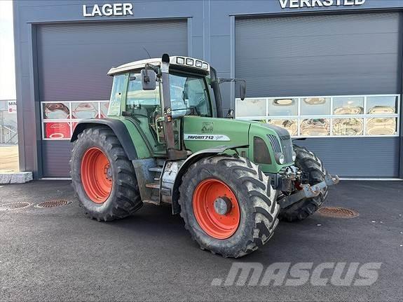 Fendt 712 Favorit Traktörler