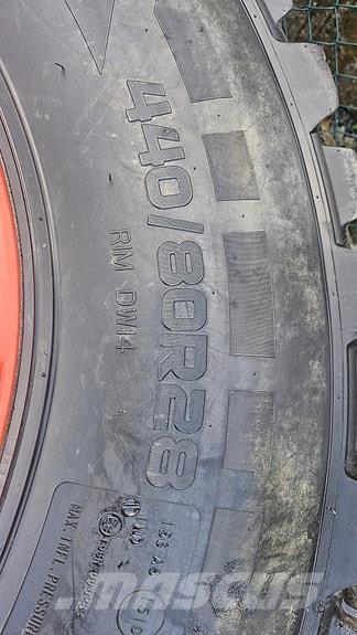 Fendt 724 Vario Traktörler