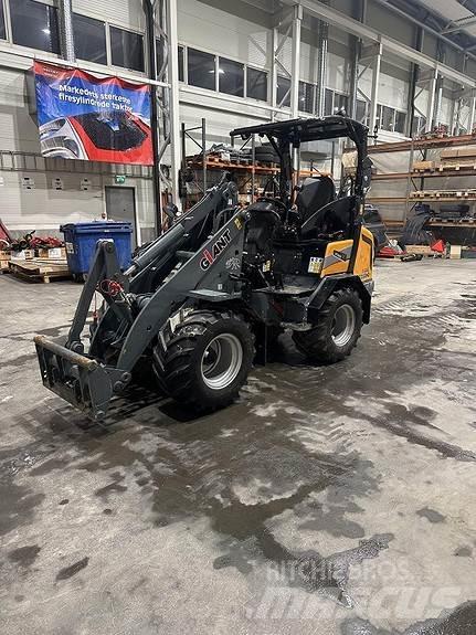 GiANT G2500HD+ Skid steer loderler