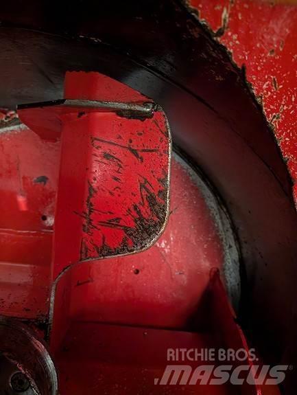 Globus GTF 255-18 Diger kar ve yol makinalari