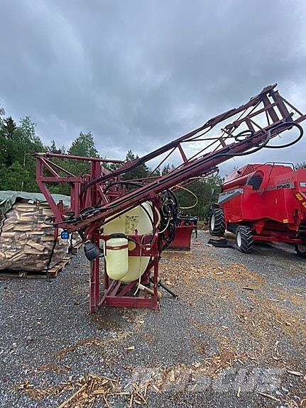 Hardi LZY 800 Kendinden tahrikli pülverizatörler