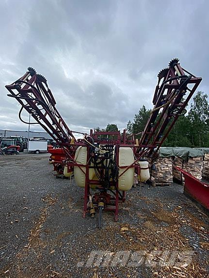 Hardi LZY 800 Kendinden tahrikli pülverizatörler