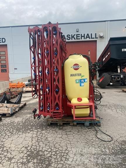 Hardi Master 1200 Kendinden tahrikli pülverizatörler