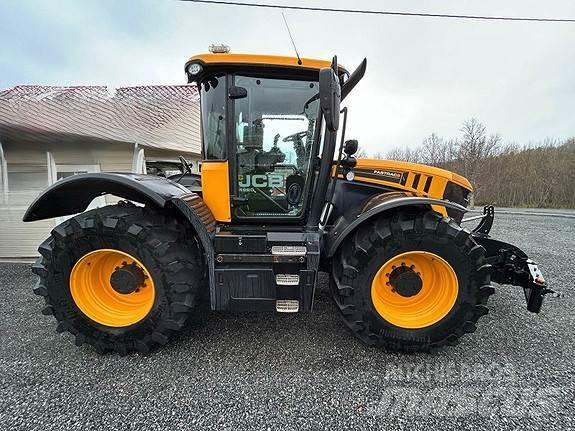 JCB FASTRAC 4220 Traktörler