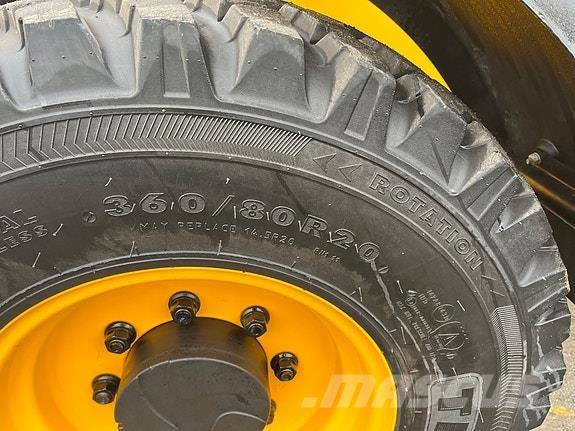 JCB TM220 Tekerlekli yükleyiciler