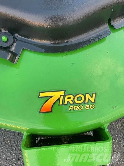 John Deere 1550 Diger yol bakim makinalari