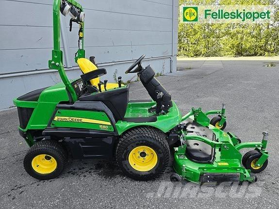John Deere 1580 Diger yol bakim makinalari