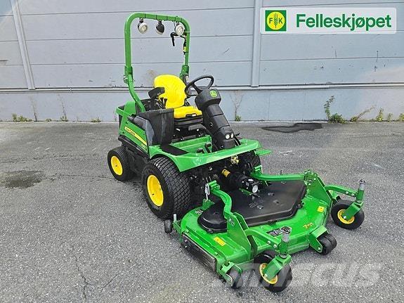 John Deere 1580 Diger yol bakim makinalari
