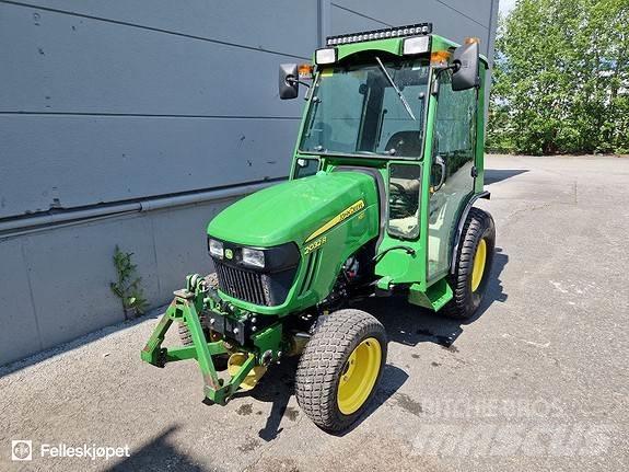 John Deere 2032R Traktörler