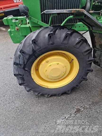 John Deere 4230 Traktörler