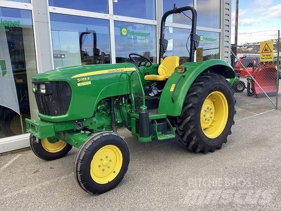 John Deere 5055E Traktörler