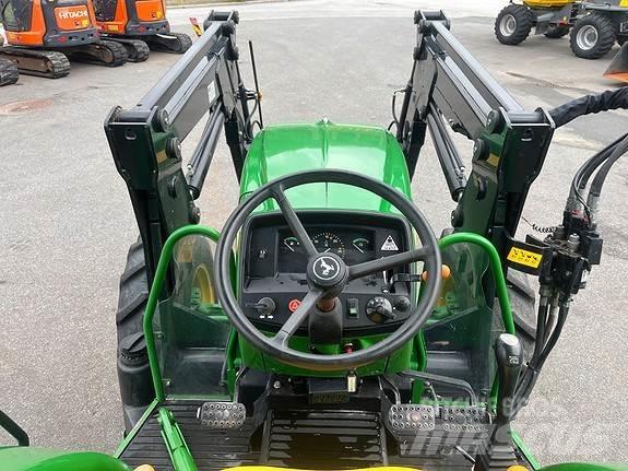 John Deere 5055E Traktörler
