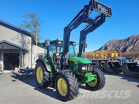 John Deere 5100 R Traktörler