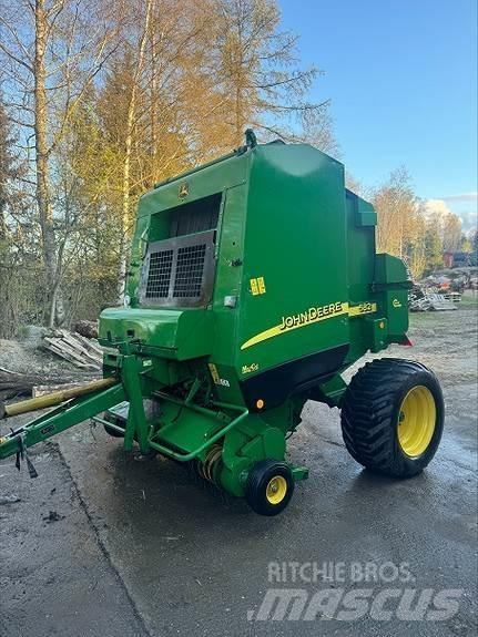 John Deere 582 Rulo balya makinalari