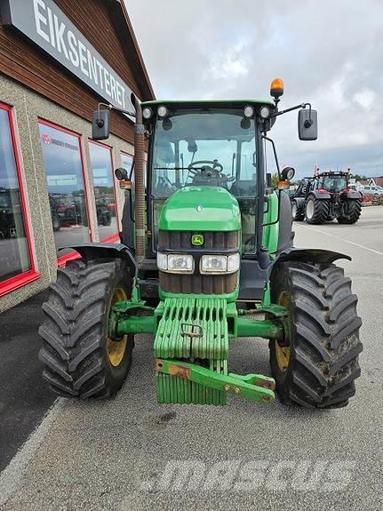 John Deere 5820 Traktörler