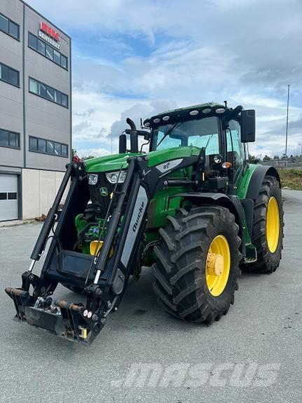John Deere 6215 R Traktörler