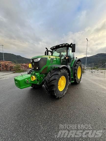 John Deere 6215R Traktörler