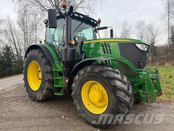John Deere 6215R Traktörler